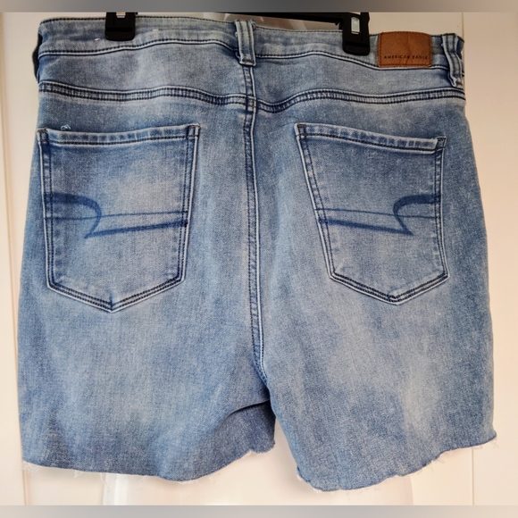 American Eagle super Stretch Raw Hem Shorts Sz- 12 - Picture 3 of 5